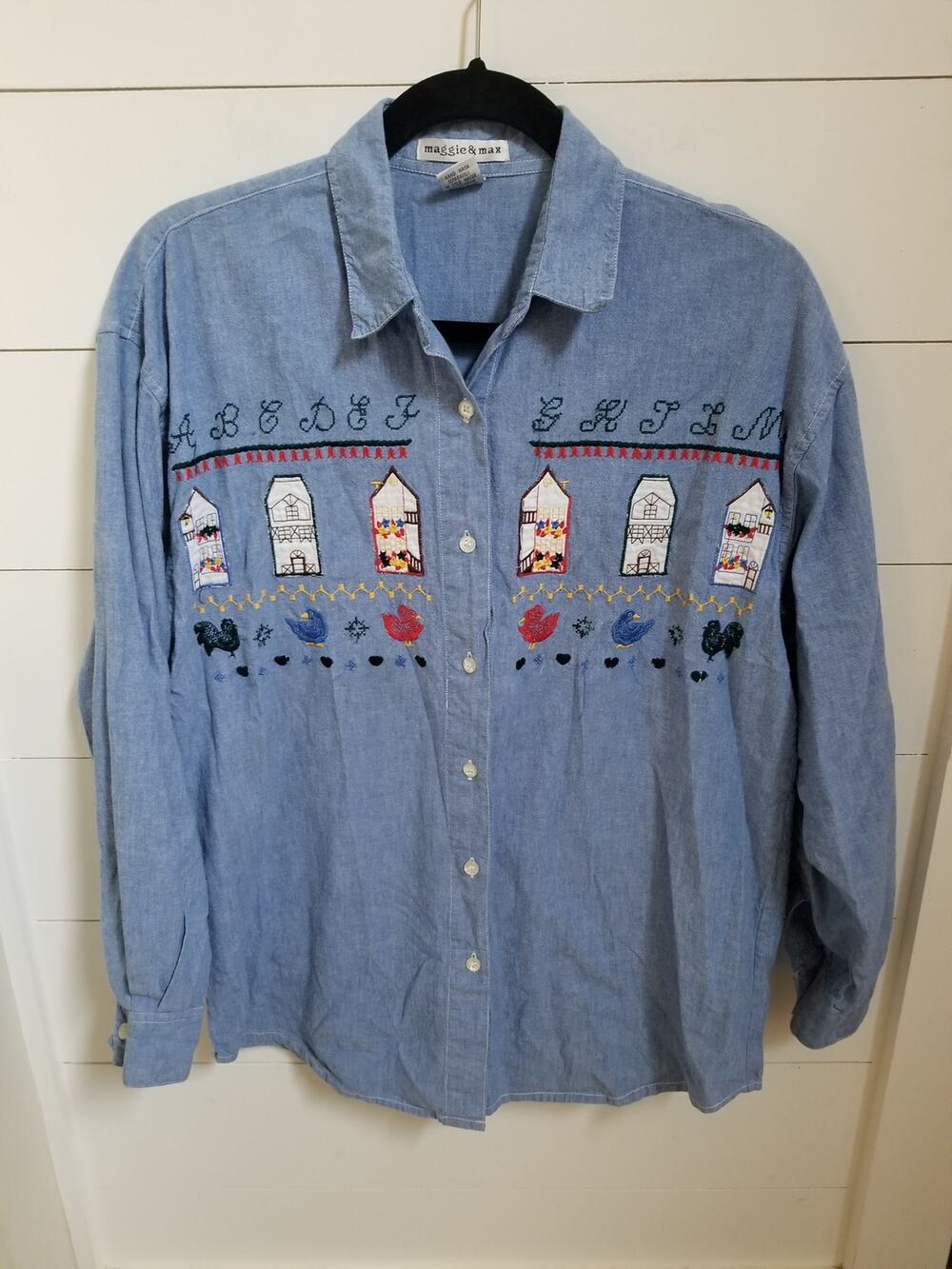 Vtg Maggie & Max Chambray Denim Embroidered Bird Rooster House Alphabet Shirt